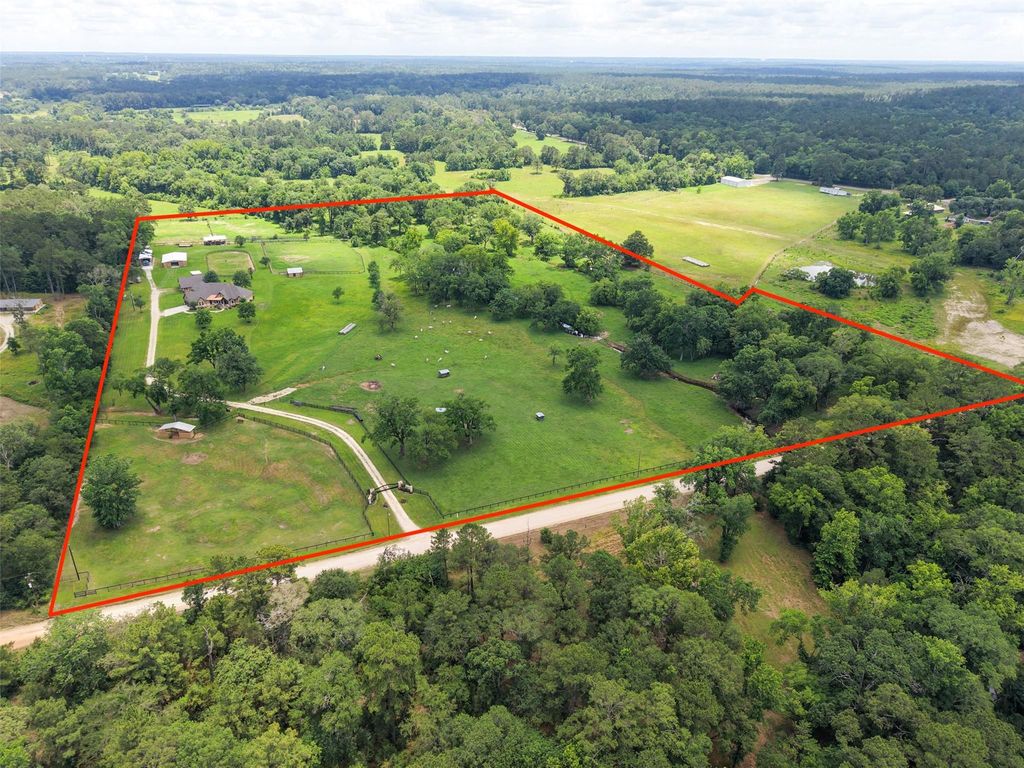 40 Stewart Road, New Waverly, TX 77358