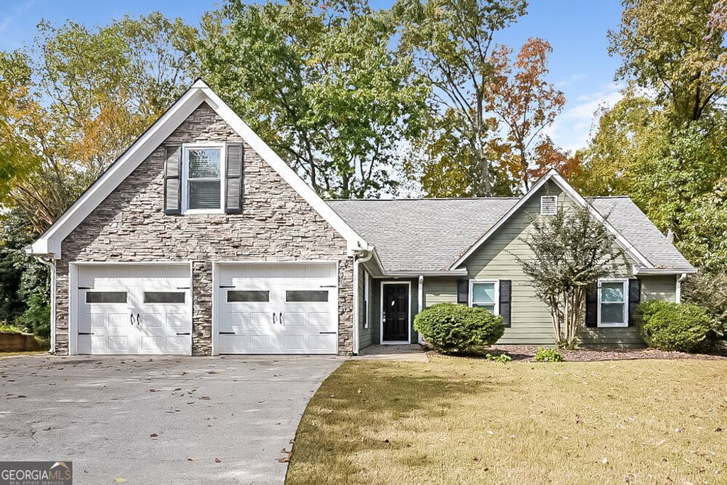 4969 Abbotts Glen Trail NW, Acworth, GA 30101