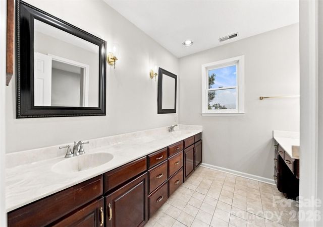 18 Meandering Way, Granite Falls, NC 28630