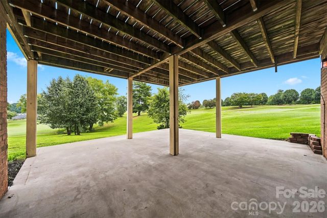 18 Meandering Way, Granite Falls, NC 28630