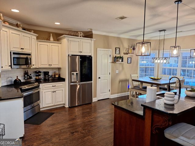 105 Welney Circle, Warner Robins, GA 31088