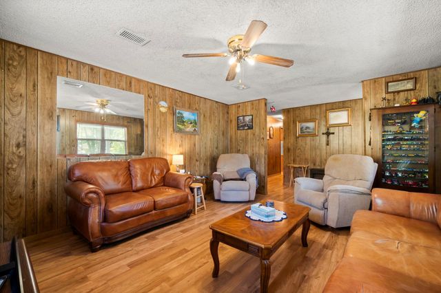 15745 Firetower, Conroe, TX 77306