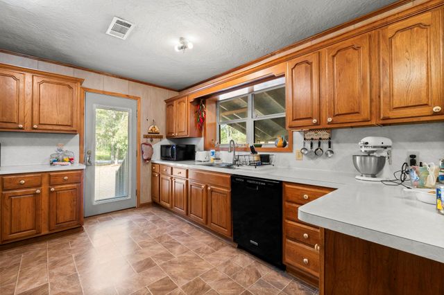 15745 Firetower, Conroe, TX 77306