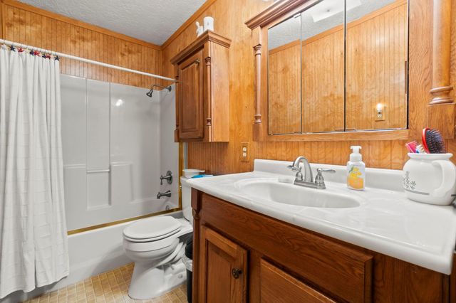 15745 Firetower, Conroe, TX 77306