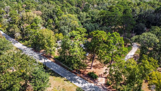 15745 Firetower, Conroe, TX 77306