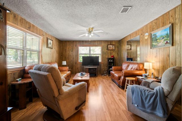 15745 Firetower, Conroe, TX 77306