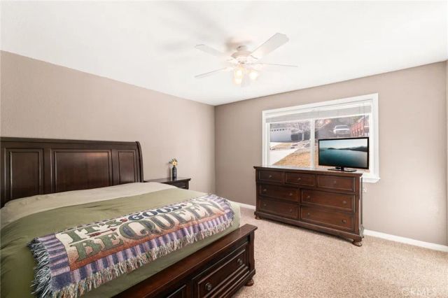 2400 E Canyon Drive, Wrightwood, CA 92397
