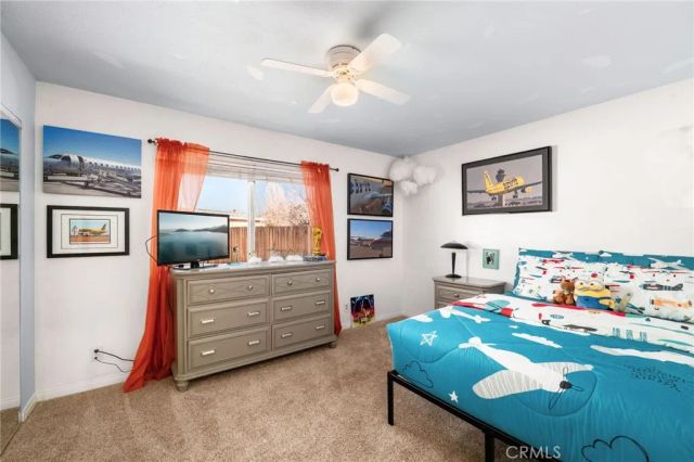 2400 E Canyon Drive, Wrightwood, CA 92397