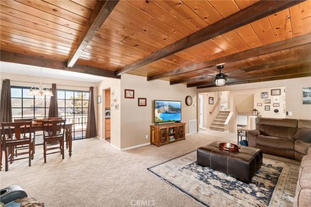 2400 E Canyon Drive, Wrightwood, CA 92397