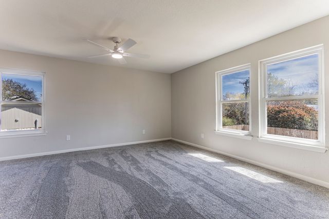 318 Bluebonnet Circle, Waco, TX 76657