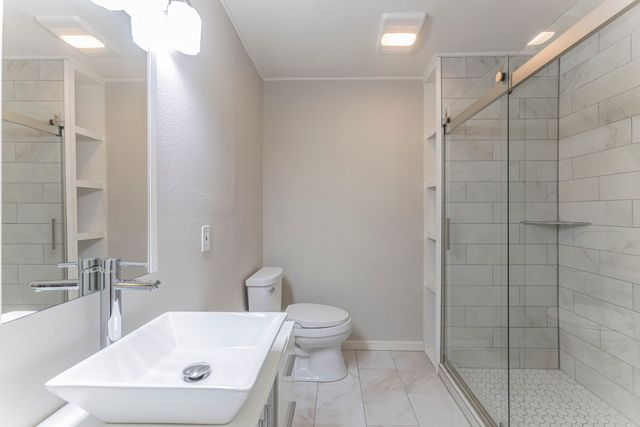 318 Bluebonnet Circle, Waco, TX 76657