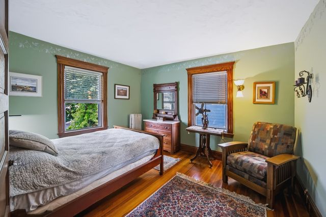 52 Vane St, Quincy, MA 02171