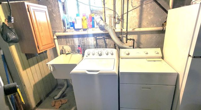 52 Vane St, Quincy, MA 02171