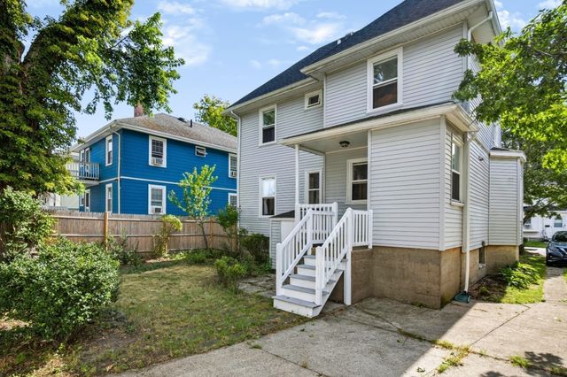 52 Vane St, Quincy, MA 02171