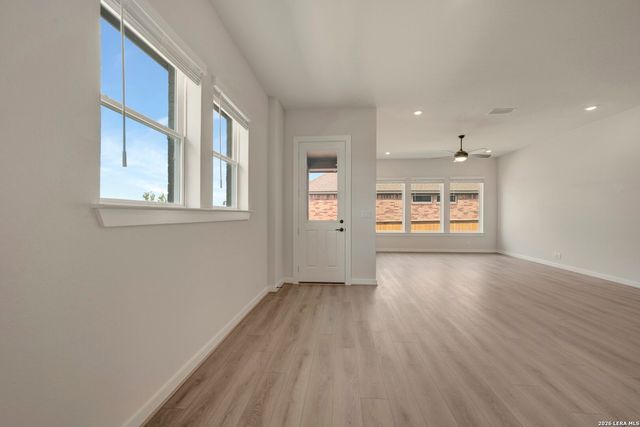 5817 Gunner, New Braunfels, TX 78130