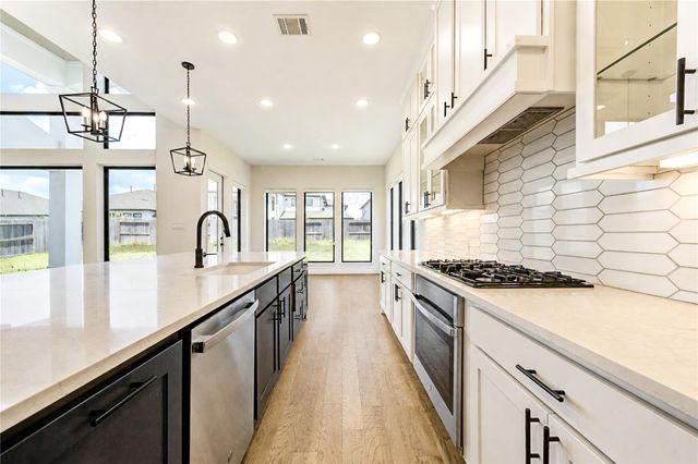 9015 Orchard Cove, Missouri City, TX 77459