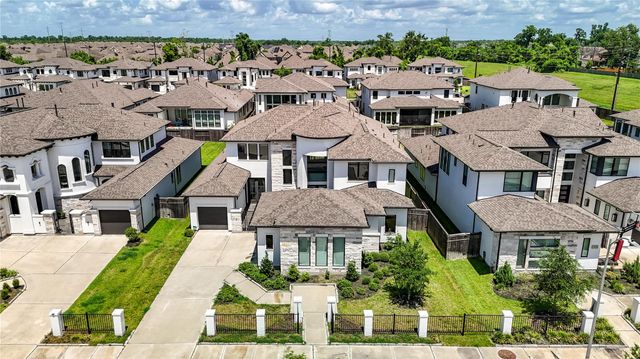 9015 Orchard Cove, Missouri City, TX 77459