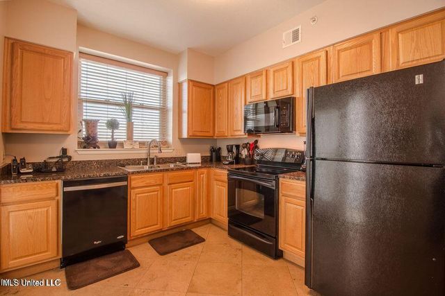 2230 Beach Drive, 808, Gulfport, MS 39507