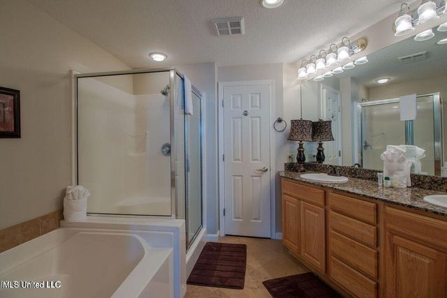 2230 Beach Drive, 808, Gulfport, MS 39507