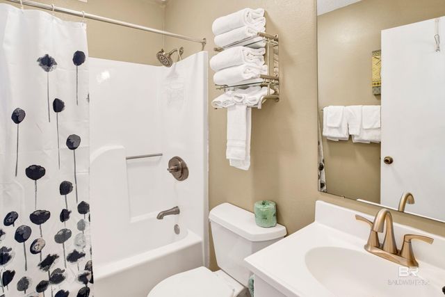 24649 Cross Lane 301, Orange Beach, AL 36561