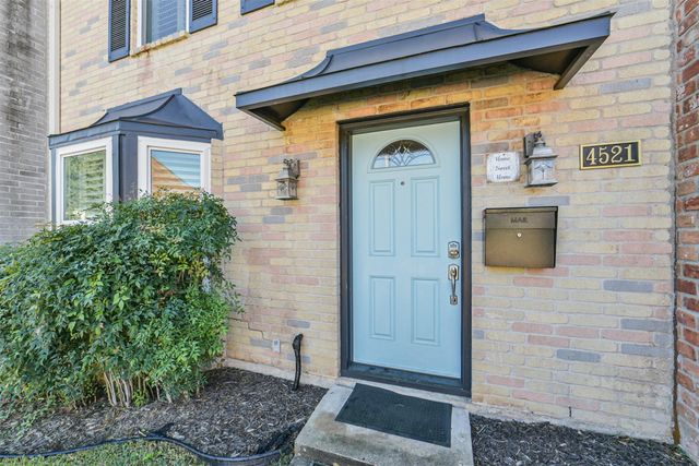 4521 Acacia Street, Bellaire, TX 77401