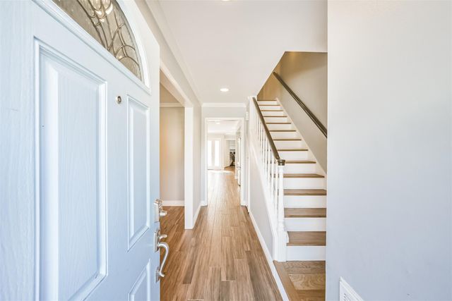 4521 Acacia Street, Bellaire, TX 77401