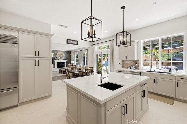 359 Loire Valley, Simi Valley, CA 93065