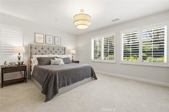 359 Loire Valley, Simi Valley, CA 93065
