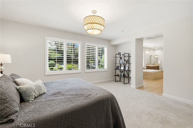 359 Loire Valley, Simi Valley, CA 93065