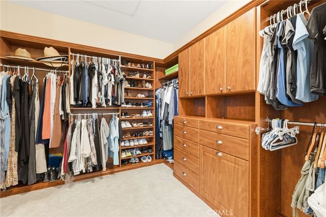 359 Loire Valley, Simi Valley, CA 93065