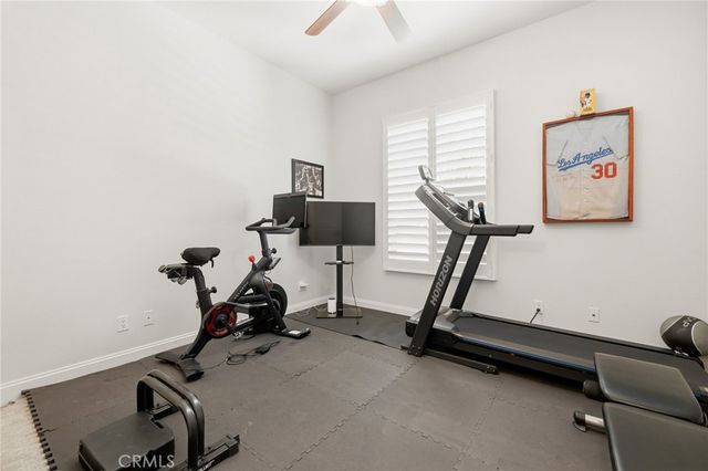 359 Loire Valley, Simi Valley, CA 93065