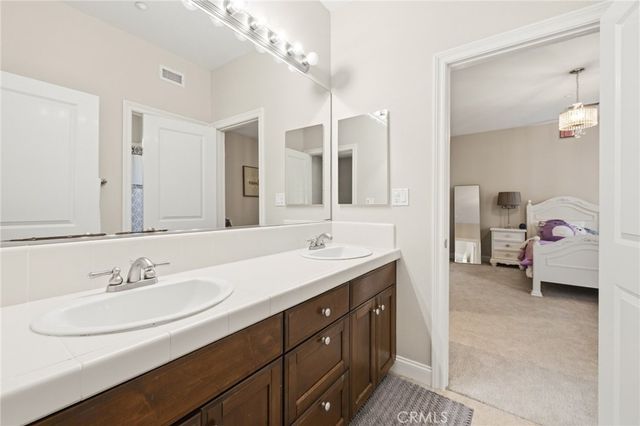 359 Loire Valley, Simi Valley, CA 93065