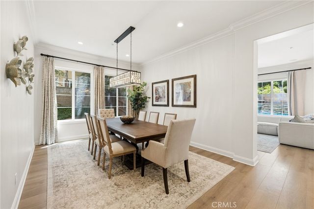 359 Loire Valley, Simi Valley, CA 93065