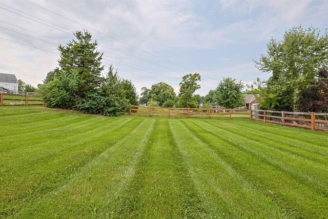 8835 Richmond Road, Union, KY 41091