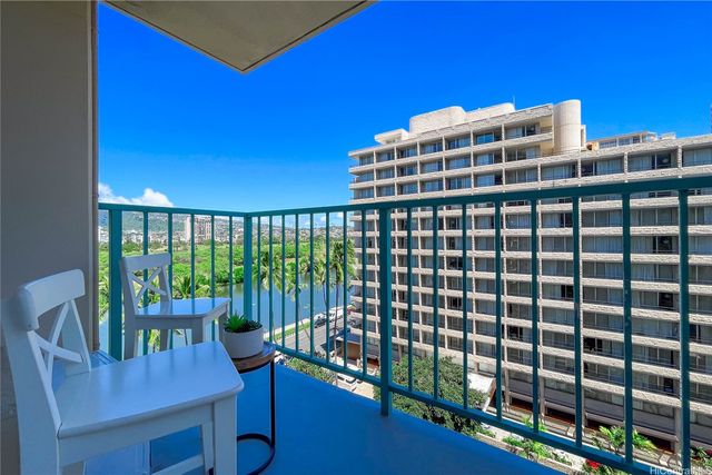 444 Kanekapolei Street 810, Honolulu, HI 96815