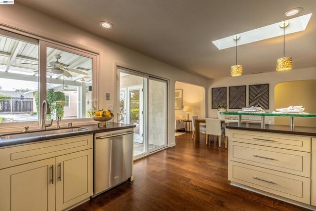 749 Orion Way, Livermore, CA 94550