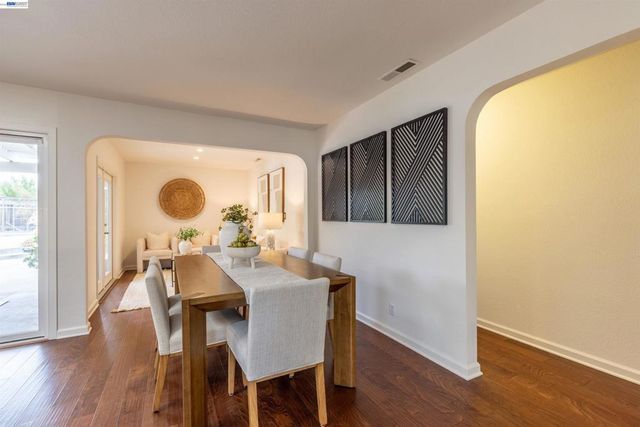 749 Orion Way, Livermore, CA 94550
