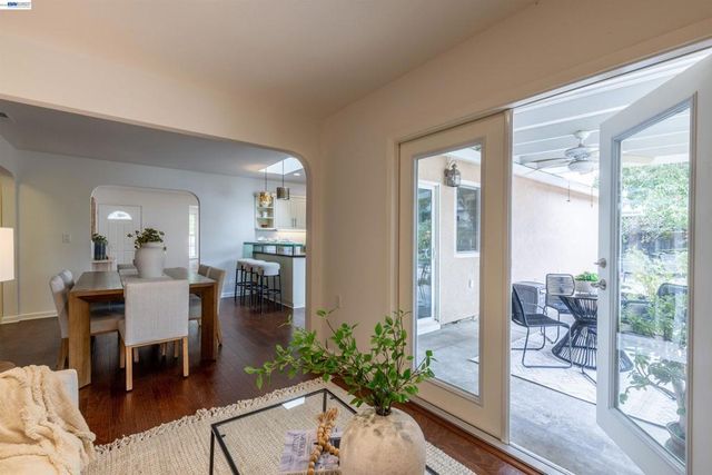 749 Orion Way, Livermore, CA 94550