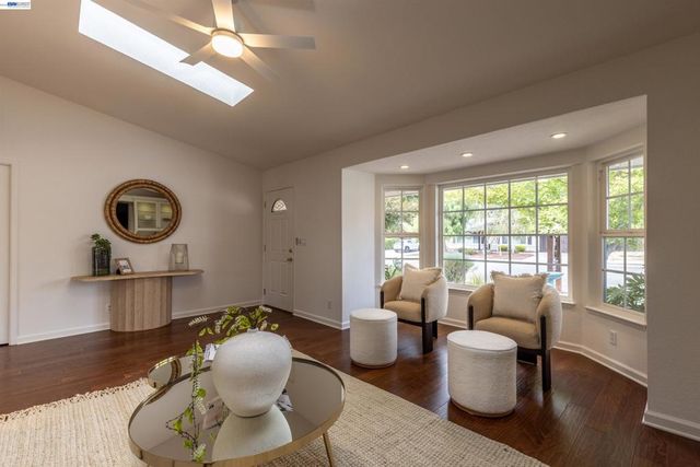 749 Orion Way, Livermore, CA 94550