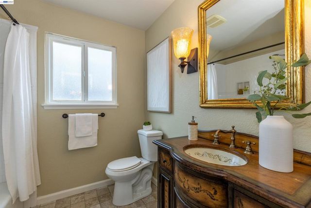 749 Orion Way, Livermore, CA 94550