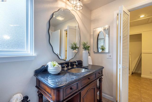 749 Orion Way, Livermore, CA 94550