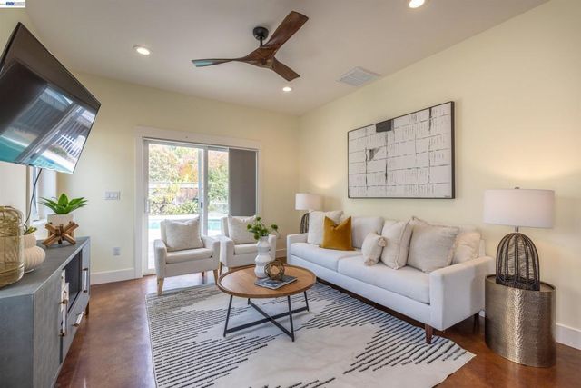 749 Orion Way, Livermore, CA 94550
