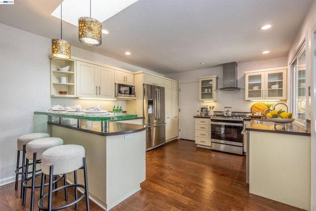 749 Orion Way, Livermore, CA 94550