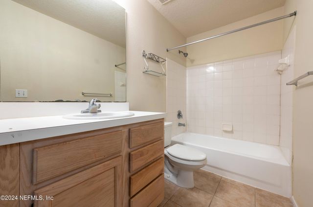 7701 TIMBERLIN PARK Boulevard 234, Jacksonville, FL 32256