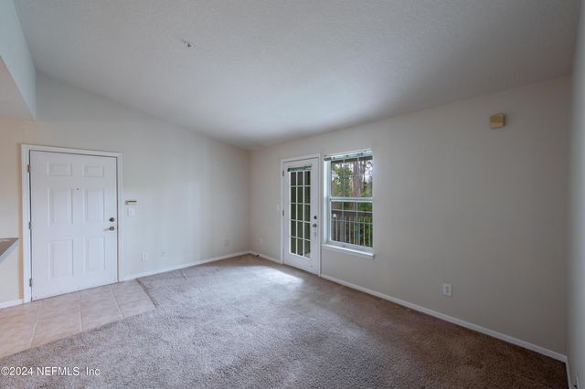 7701 TIMBERLIN PARK Boulevard 234, Jacksonville, FL 32256