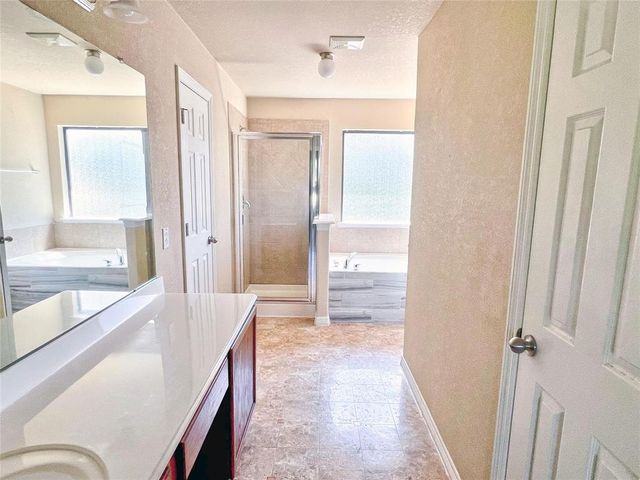 808 Belvedere Dr, Conroe, TX 77301