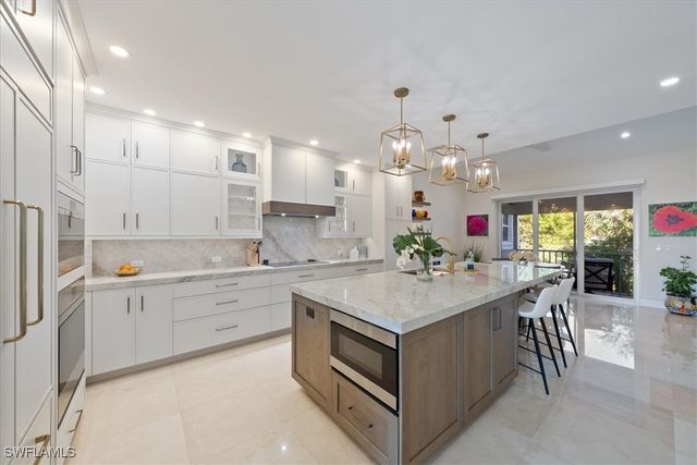 4719 Villa Mare LN, Naples, FL 34103