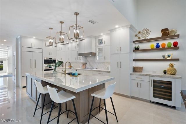 4719 Villa Mare LN, Naples, FL 34103