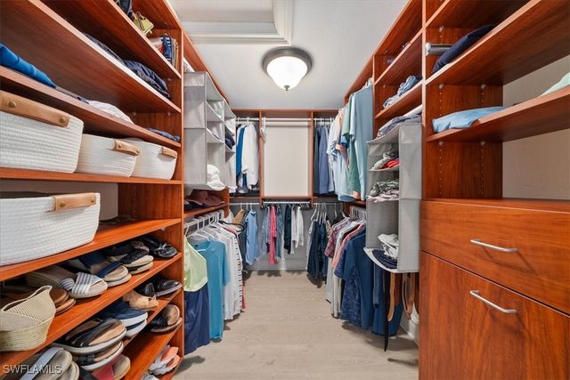 4719 Villa Mare LN, Naples, FL 34103