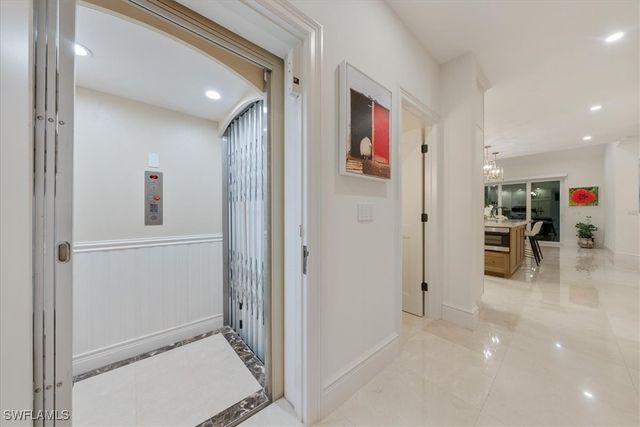 4719 Villa Mare LN, Naples, FL 34103